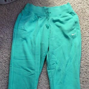 Nike Women's Sportswear Phoenix Fleece High Rise Sweatpants